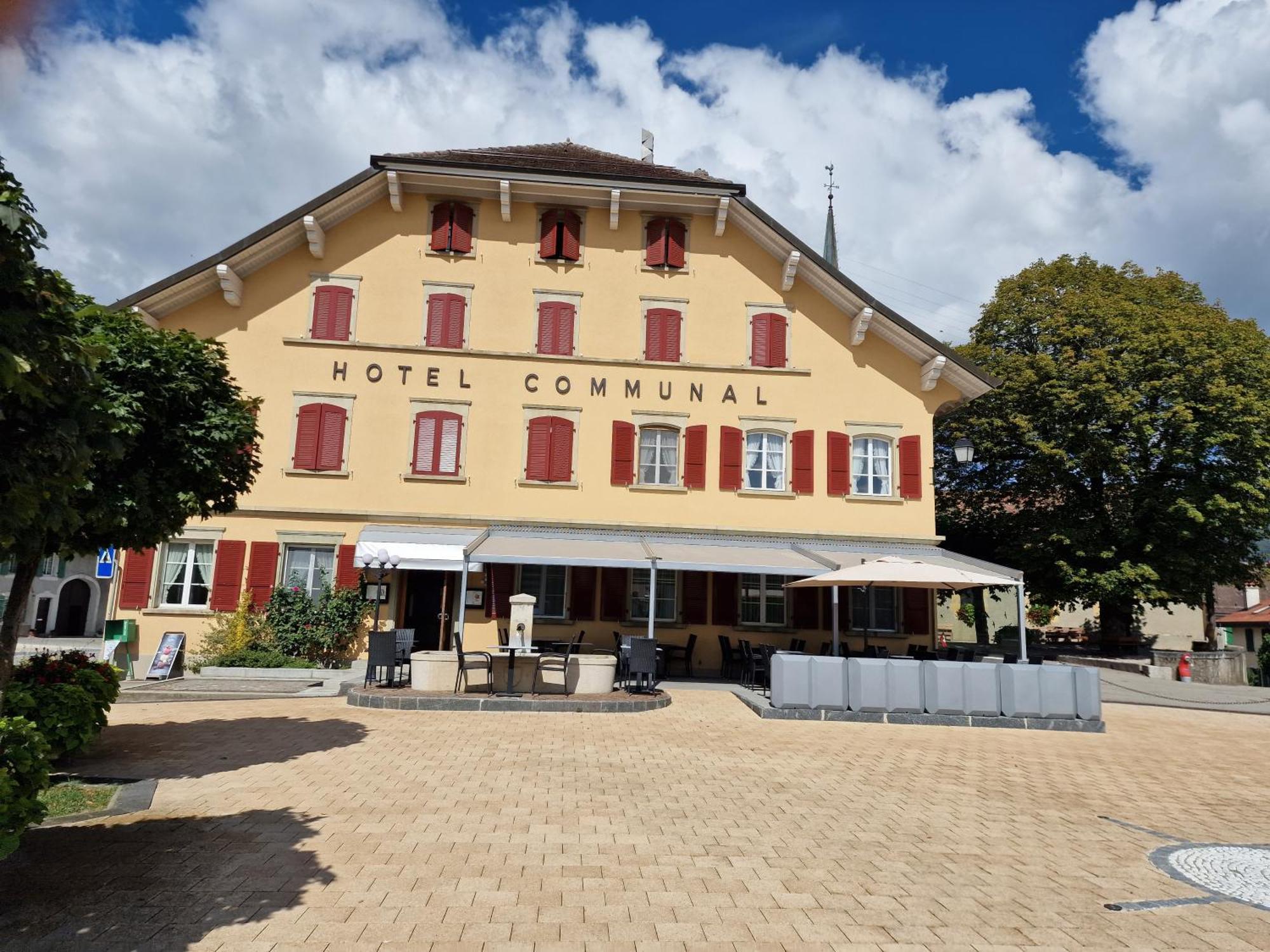 Hotel Auberge de Ballens Exterior foto